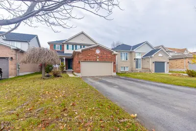 Detached in Barrie