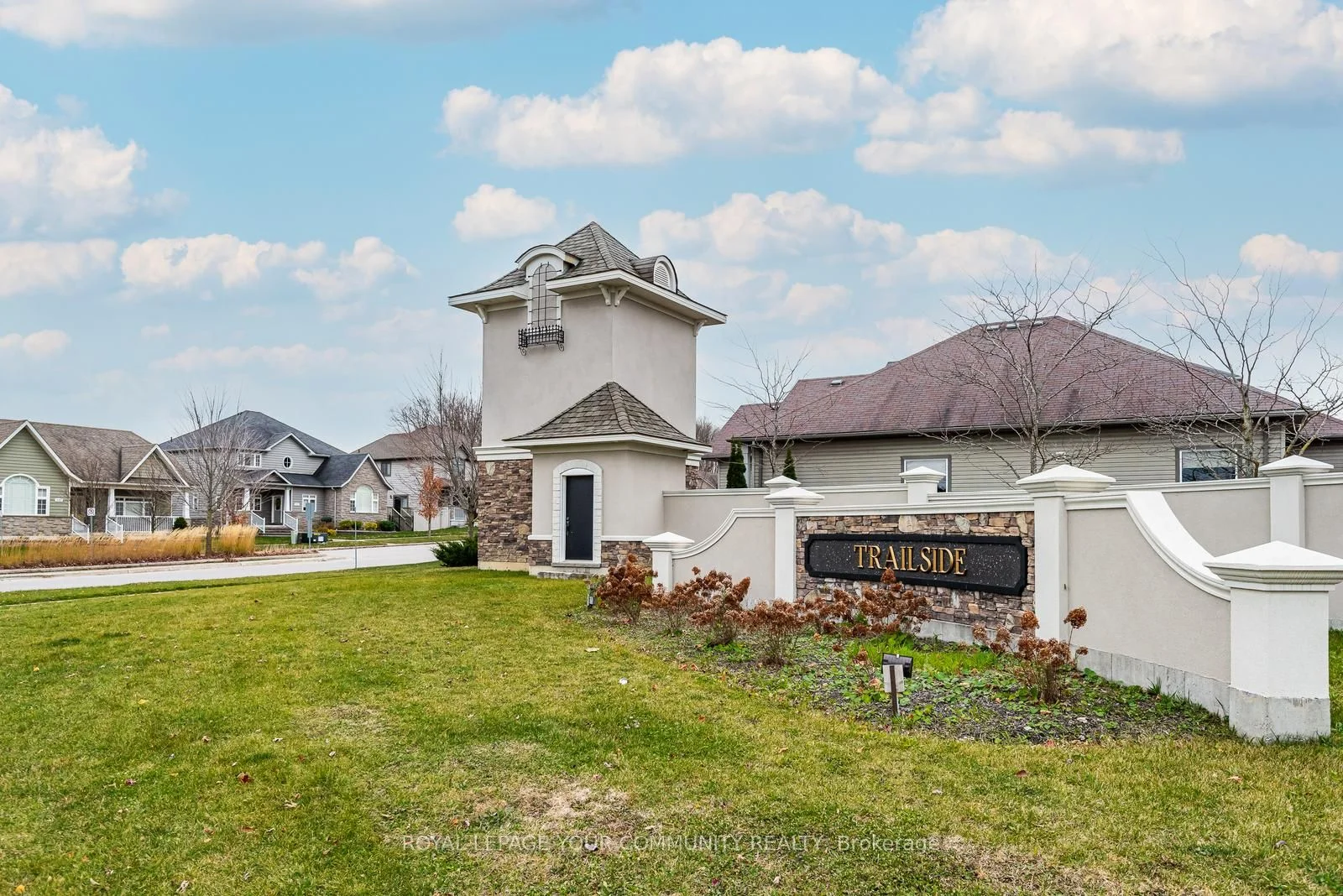 Detached in Orillia
