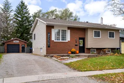 Detached in Springwater