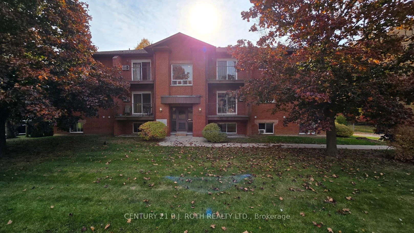 339 Blake Street 7, Barrie, On L4m 1l1