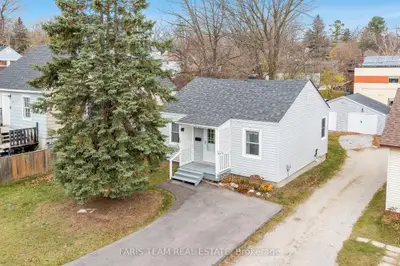 Detached in Orillia