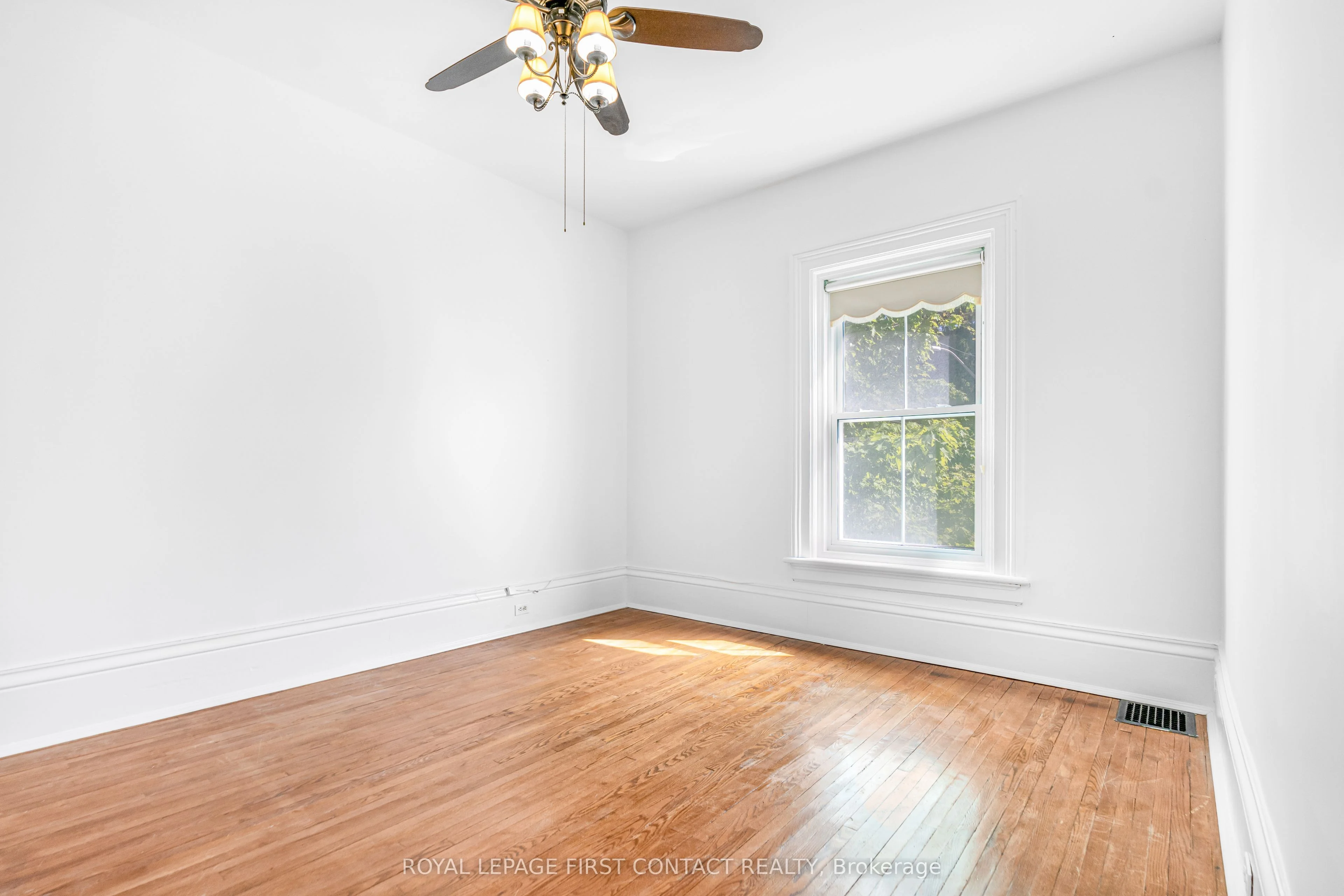 14-16 PEEL Street, Barrie, ON L4M 3K8