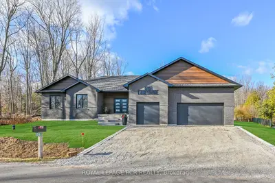 Detached in Oro-Medonte