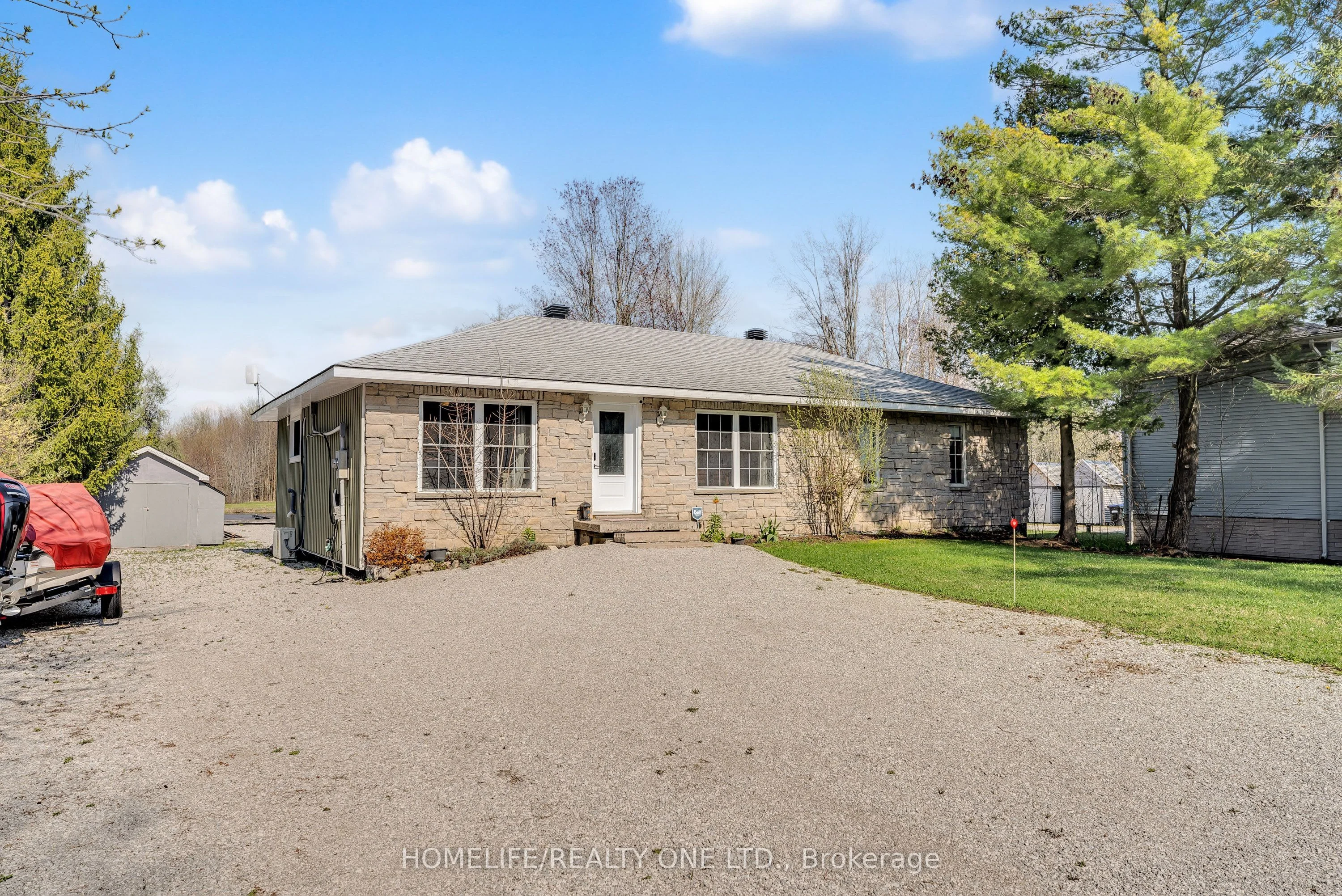 Detached in Ramara
