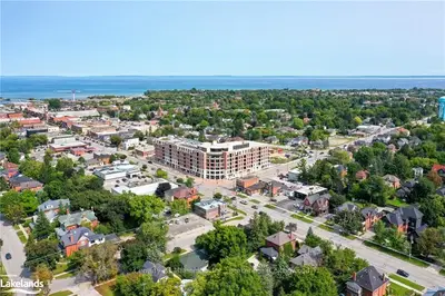 1 Hume Street 405, Collingwood, On L9y 0x3