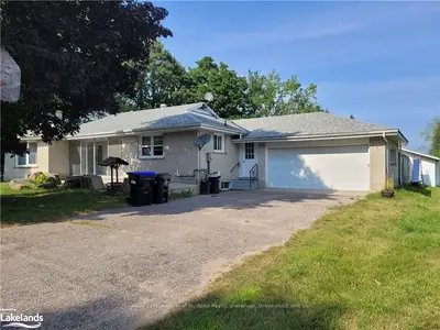 Detached in Oro-Medonte