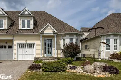Att/Row/Townhouse in Tay