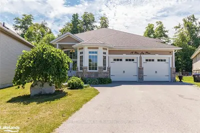 18 Blue Jay Place, Wasaga Beach, On L9z 0b4