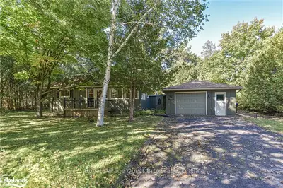 Detached in Oro-Medonte