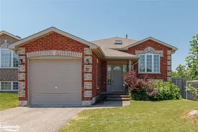 Detached in Barrie