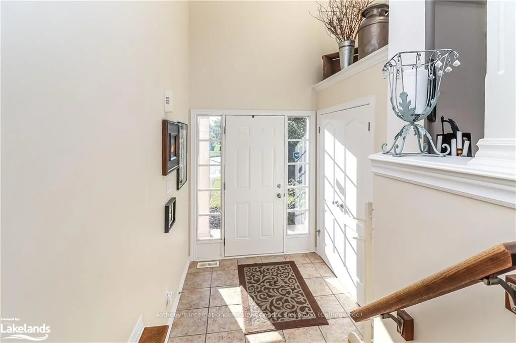 19 MCKEAN Crescent, Collingwood, ON L9Y 0C1