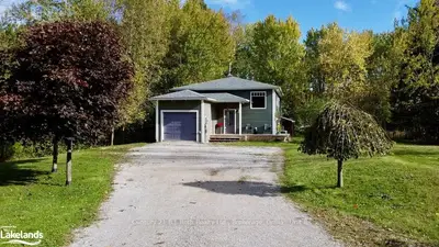 Detached in Ramara