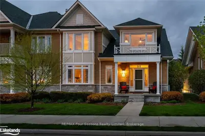 7 North Maple Street, Collingwood, On L9y 0j7