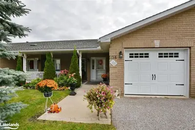 Att/Row/Townhouse in Wasaga Beach