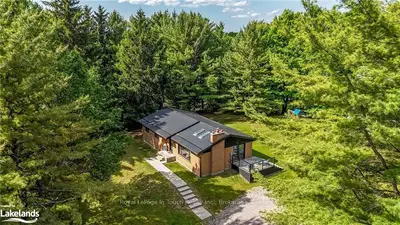 Detached in Oro-Medonte