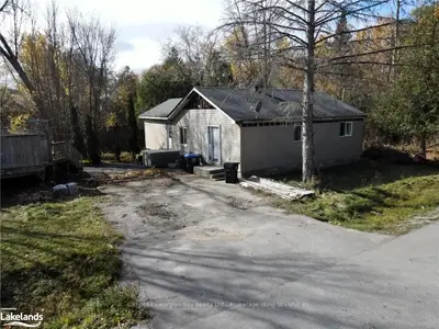 Detached in Tay