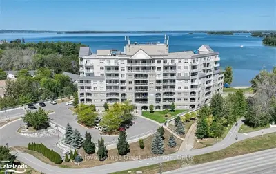 Condo Apartment in Orillia