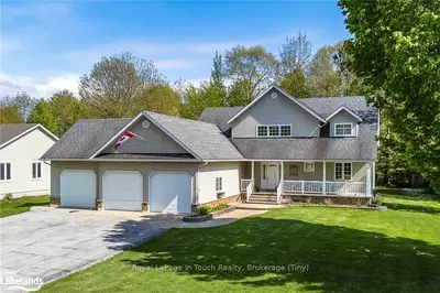 Detached in Tiny