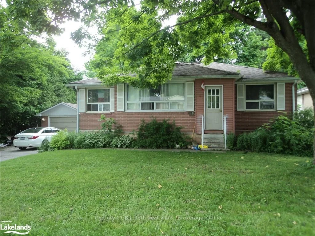 37 North Street W, Orillia, On L3v 3s6