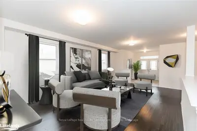 27 Pearl Street, Wasaga Beach, On L9z 1j6