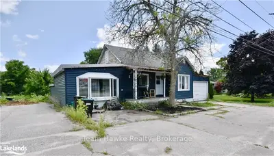 Detached in Tay