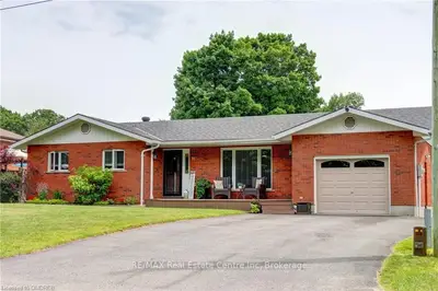 71 Lorne Avenue, Penetanguishene, On L9m 1h8
