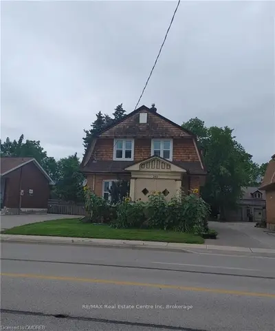 240 DUNLOP Street W, Barrie, ON L4N 1B6