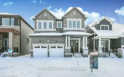 15 Simona Avenue, Wasaga Beach, ON L9Z 0L5