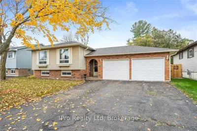 28 MARLISA Drive, Orillia, ON L3V 6X9