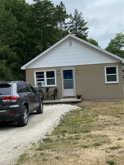 31 SPRINGDALE Road, Wasaga Beach, ON L9Z 2T3