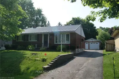 113 NORTH Street W, Orillia, ON L3V 3S7