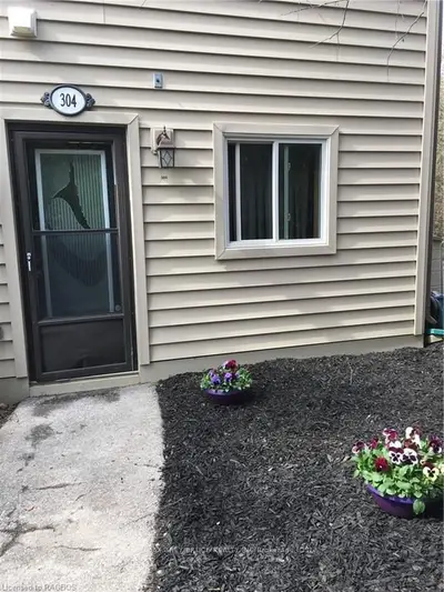 5 Dawson Drive 304, Collingwood, On L9y 5b4