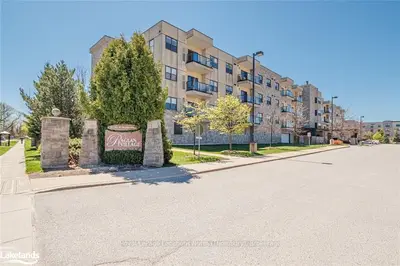 91 Raglan Street 407, Collingwood, On L9y 0b2