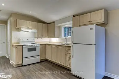 78 Fourth Street W 4, Collingwood, On L9y 1r4