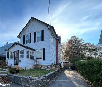 202 Seventh Street, Midland, On L4r 3z4