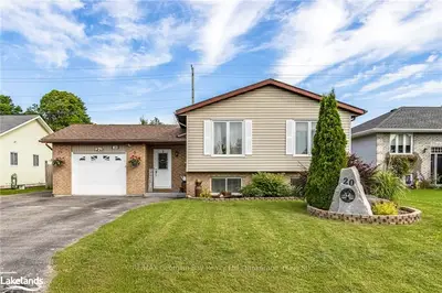 Detached in Penetanguishene