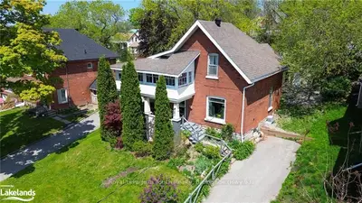 233 Queen Street, Midland, On L4r 3g9