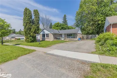 248 Wellington Street E, Barrie, On L4m 2e3