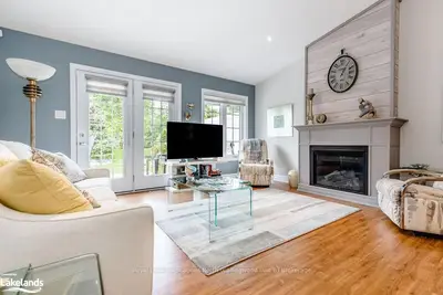 34 New York Avenue, Wasaga Beach, On L9z 3a8