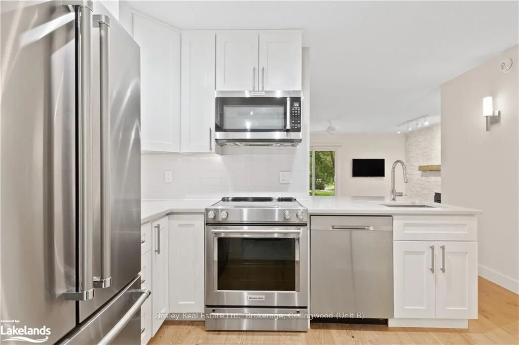 17 DAWSON Drive 34, Collingwood, ON L9Y 5B4