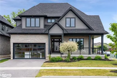 66 Kirby Avenue, Collingwood, On L9y 3y8