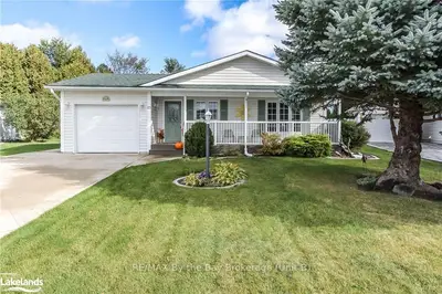 23 St James Place, Wasaga Beach, On L9z 3a8