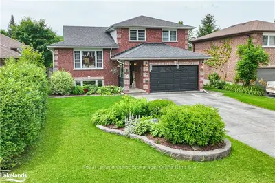 9 Garden Court, Orillia, On L3v 7v7