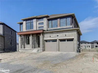 9 Del Ray Crescent, Wasaga Beach, On L9z 0n7