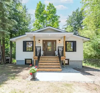 Detached in Tiny