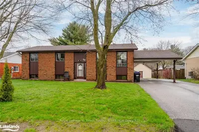 29 Richelieu Street, Penetanguishene, On L9m 1h3