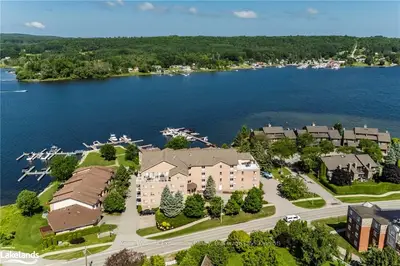 4 Beck Boulevard 203, Penetanguishene, On L9m 2h3