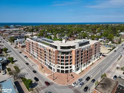 1 Hume Street 214, Collingwood, On L9y 0x3