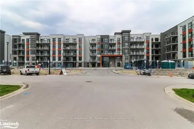 4 Kimberley Lane 216, Collingwood, On L9y 5t6