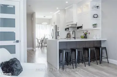216 River Road E 7, Wasaga Beach, On L9z 2l6